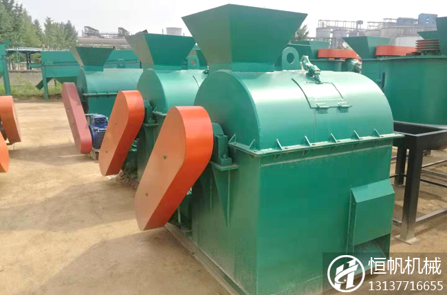 做好有機(jī)肥設(shè)備日常潤(rùn)滑與維護(hù)保養(yǎng)需要注意那些問(wèn)題(圖2) 有機(jī)肥粉碎機(jī)